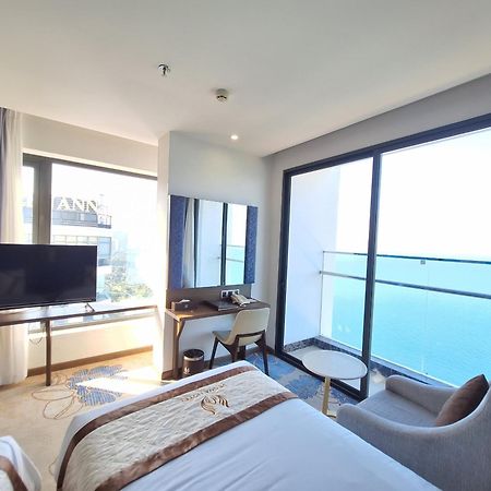 Vesna Hotel Nha Trang Exterior photo